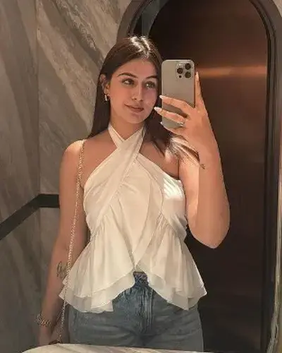 Call Girl Bhind